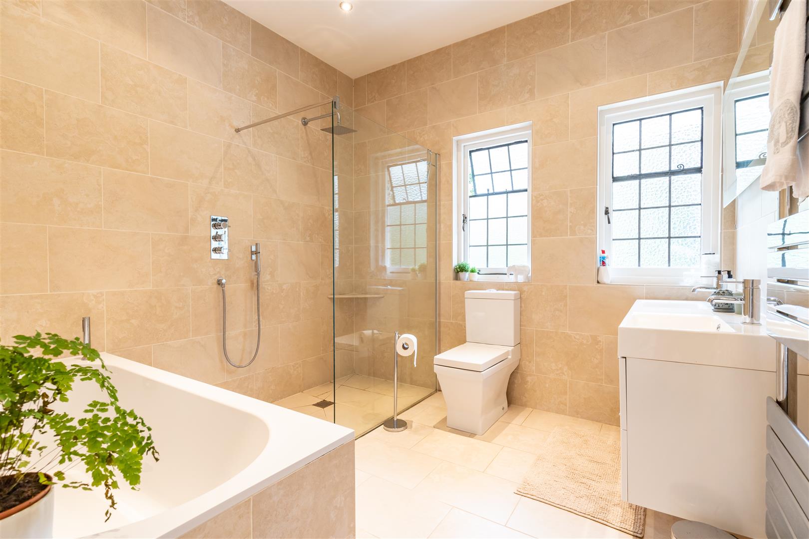 Property information Luxury & Prestige